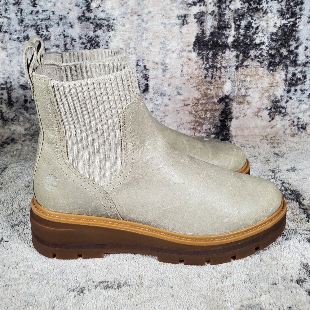 Timberland Women's Cervinia Valley Chelsea Boots Taupe Leather Size 7